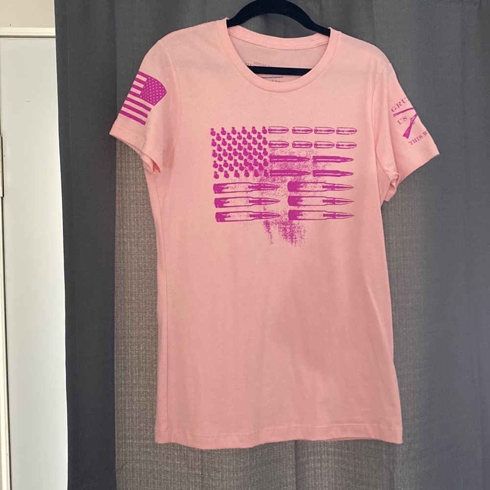 Grunt style. Women’s cut shirt size M